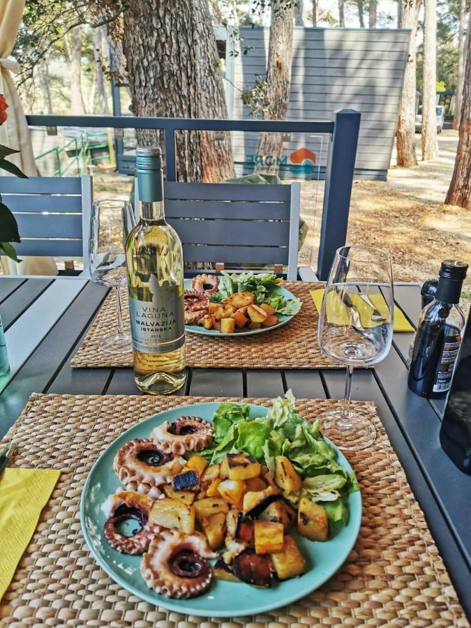 Mobile More Porton Nature Hideouts Camping